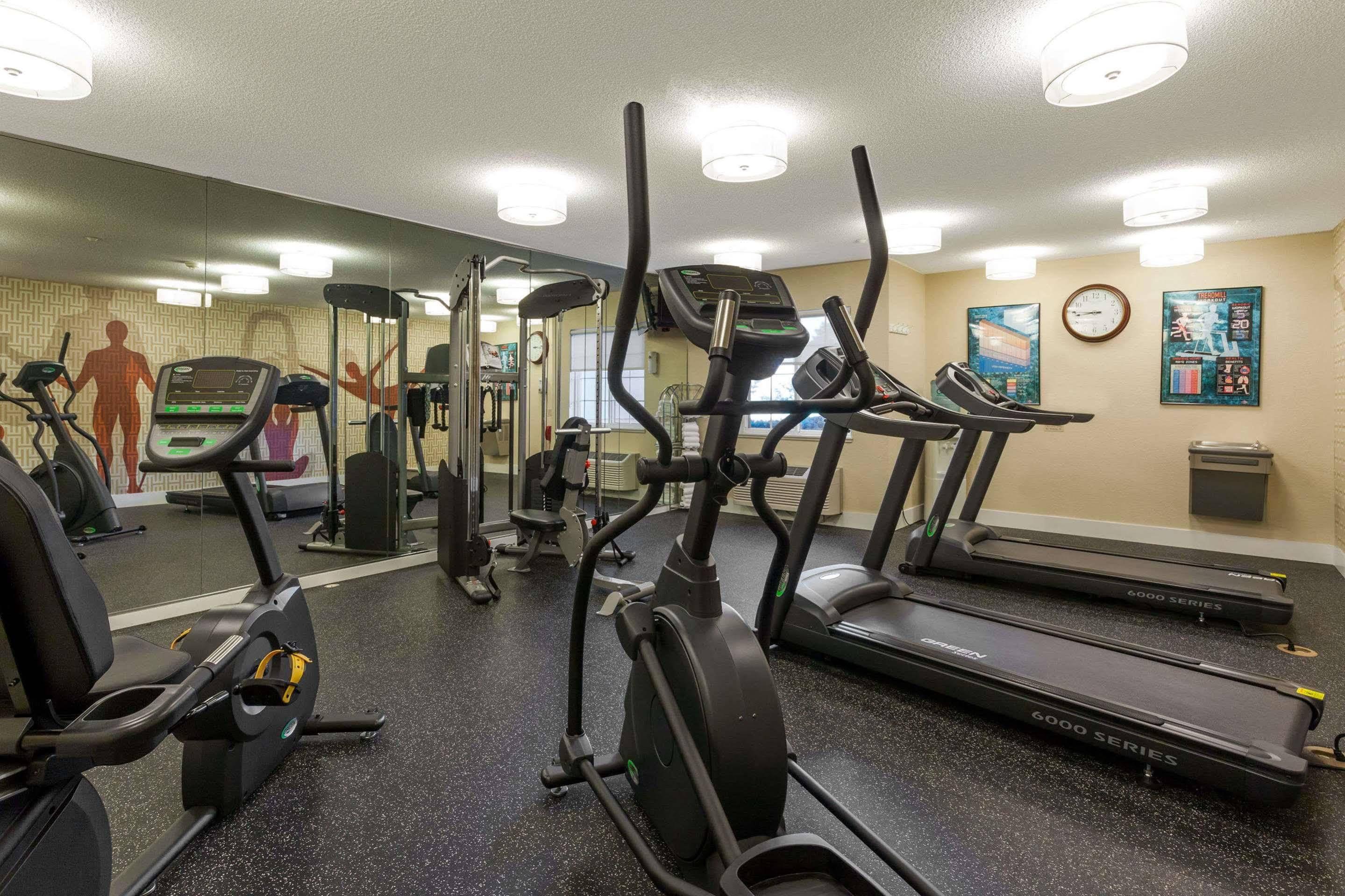 MainStay Suites Detroit Farmington Hills Extérieur photo